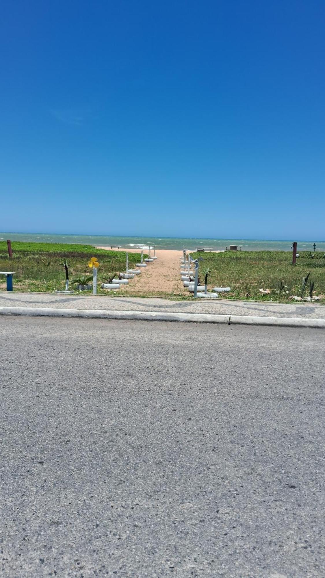 Cabo Frio, Pe Na Areia Exterior foto