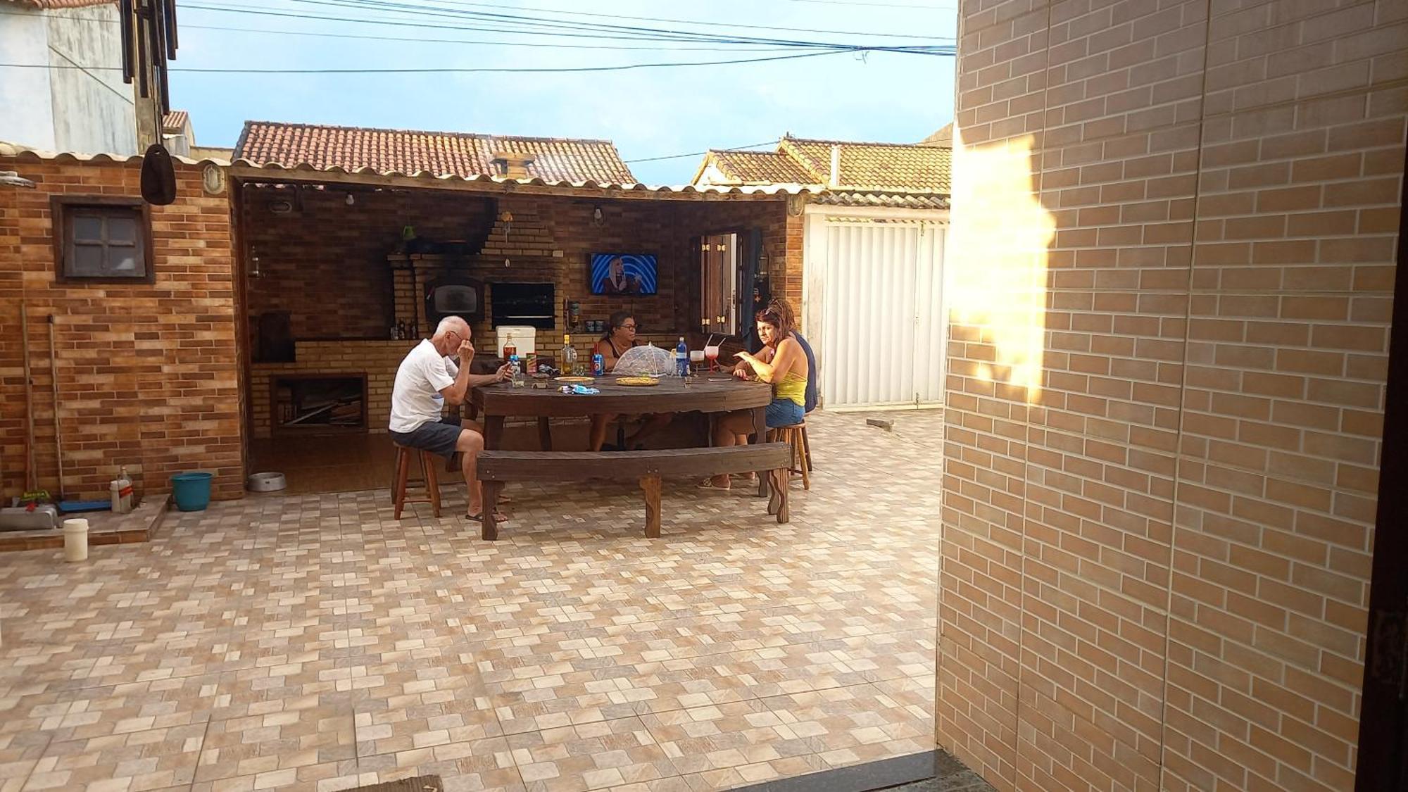 Cabo Frio, Pe Na Areia Exterior foto