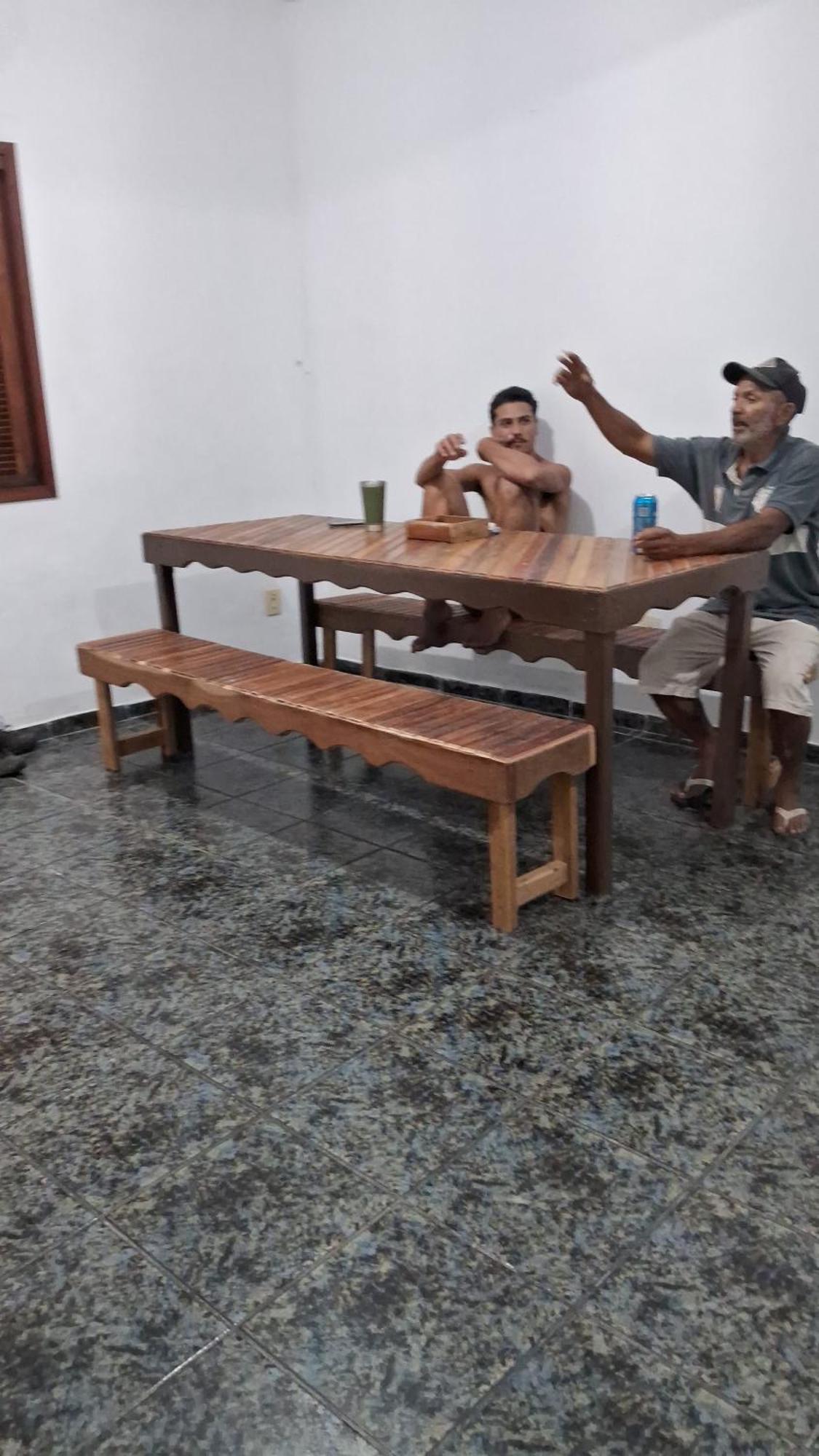 Cabo Frio, Pe Na Areia Exterior foto